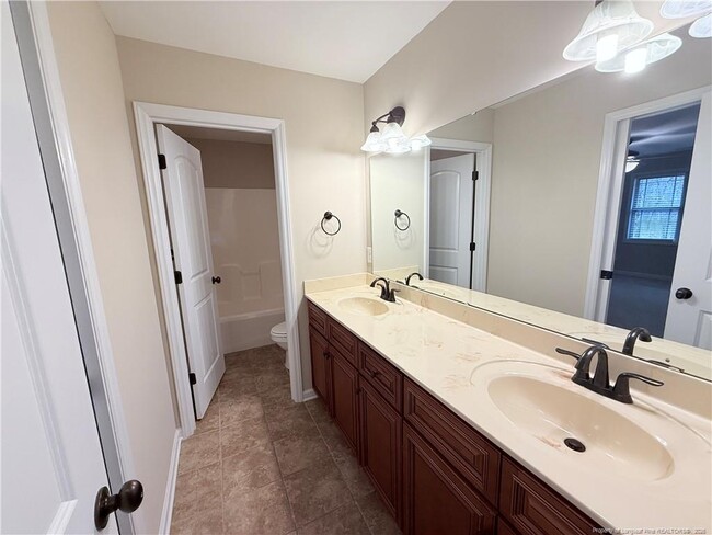 Building Photo - 171 Cedar Ln