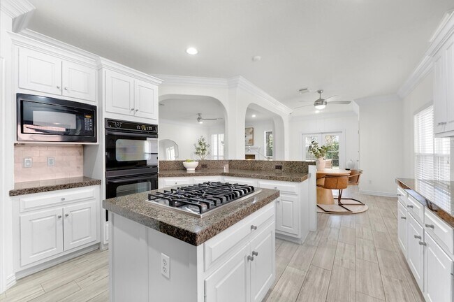 Building Photo - 1622 Cottage Landing Ln