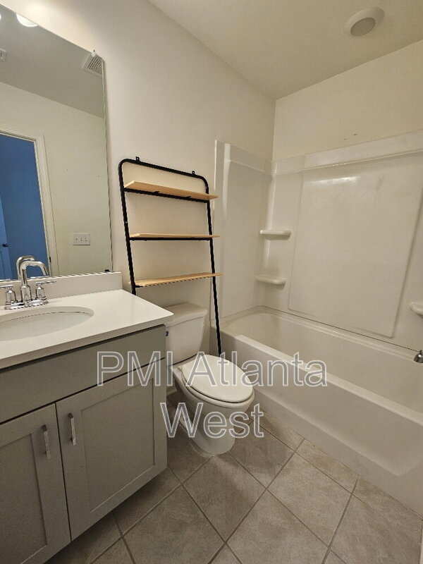 Building Photo - 827 Ambient Way