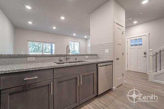 Building Photo - 2403 Trail View Ct