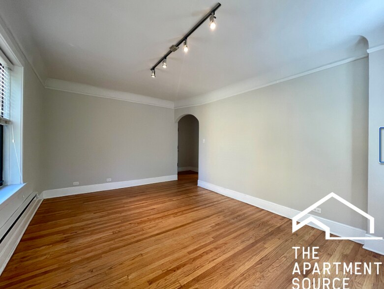 Building Photo - 2620 N Rockwell St