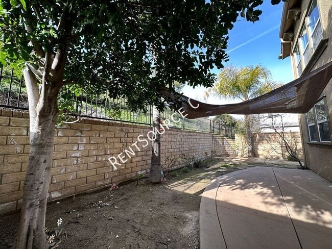 Building Photo - 23703 Stagecoach Way