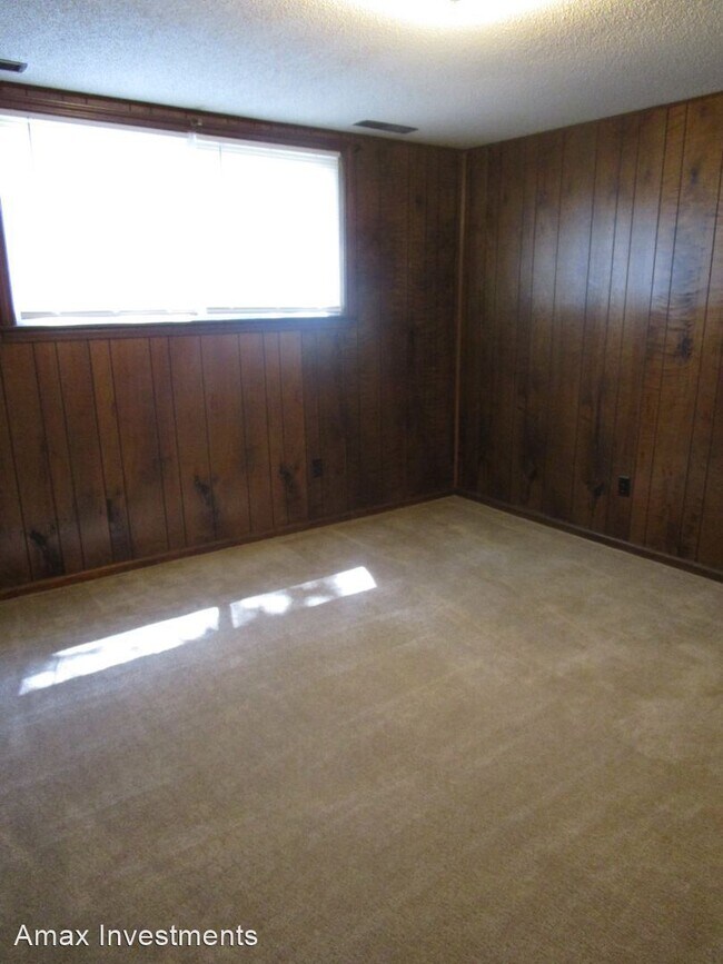 Building Photo - 1801-1803-1803 Garden Dr