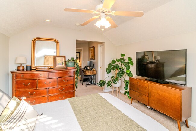 Building Photo - 3041 Sewanee Ln