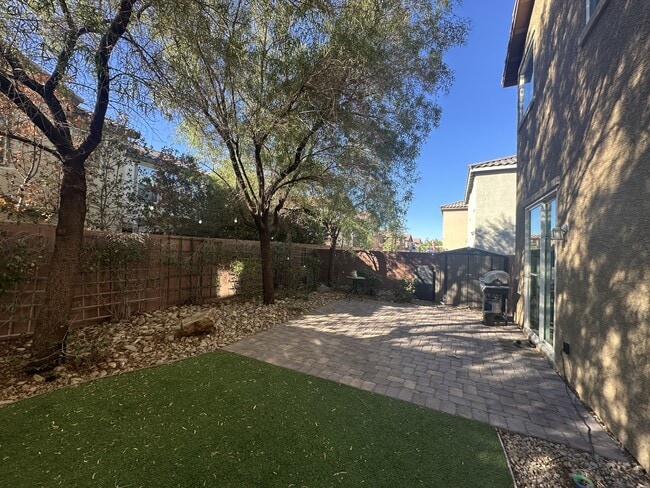 Building Photo - 10997 Prudhoe Bay St