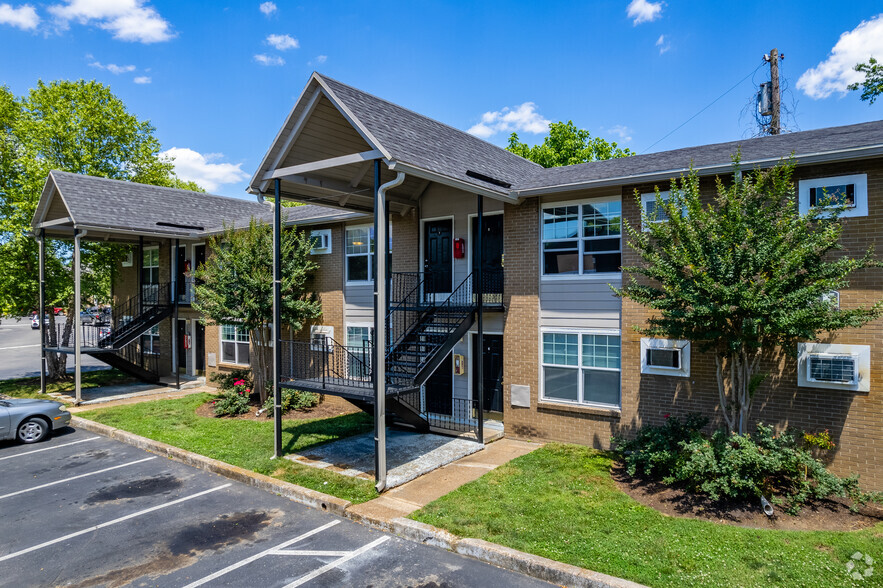 Building Photo - Maple Creek Apartments