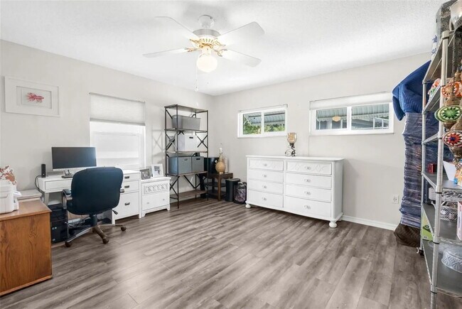 Building Photo - 6029 Bayway Ct