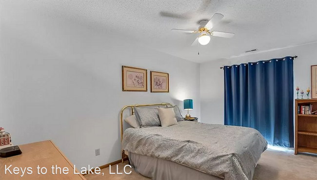Building Photo - 3 br, 2 bath House - 821 Winn Rd #10L