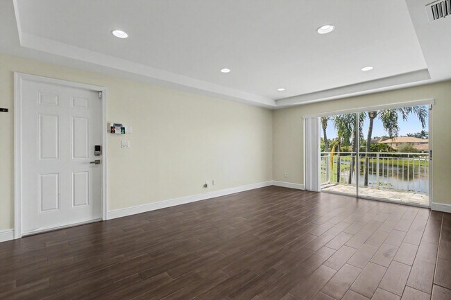 Building Photo - 1250 SW 113th Terrace