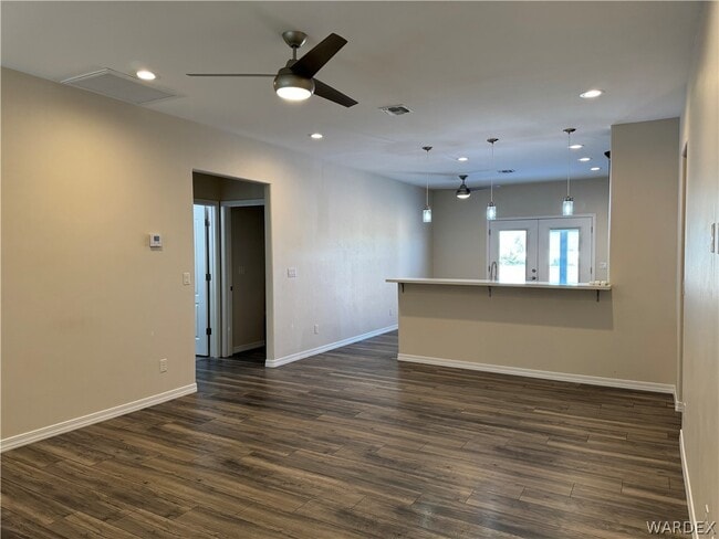 Building Photo - 5079 S Jacaranda Pl