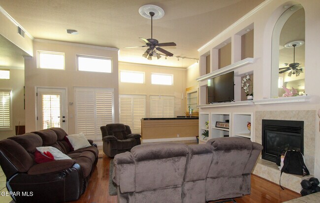 Building Photo - 6044 Los Pueblos Dr