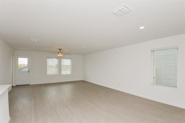 Building Photo - 2721 Mistwood Dr