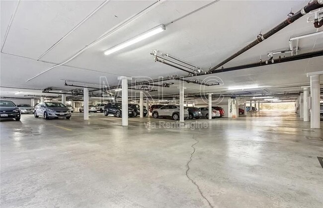 Building Photo - 355 S Madison Ave