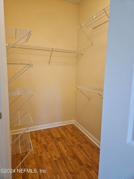 Building Photo - 7801 Point Meadows Dr