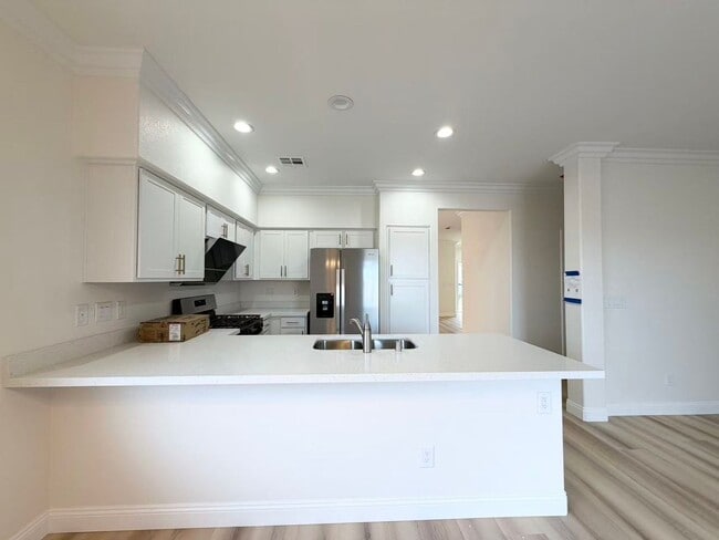 Building Photo - 2316 Chapman Hill Dr