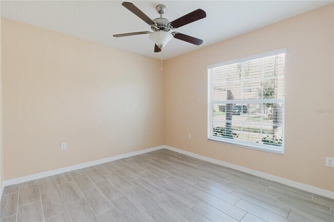 Building Photo - 304 Cascade Bend Dr