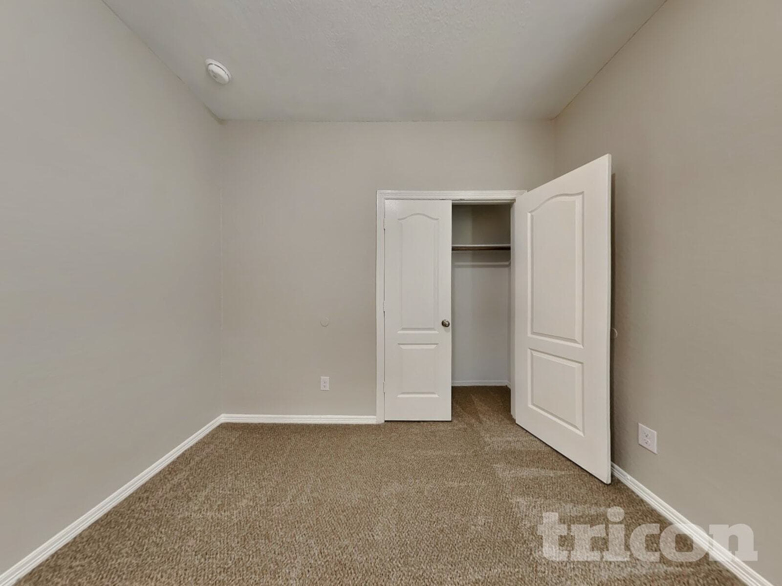 Building Photo - 20010 Northpark Oak Ln