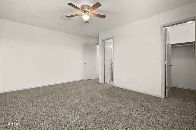 Building Photo - 1117 Summer Rain St