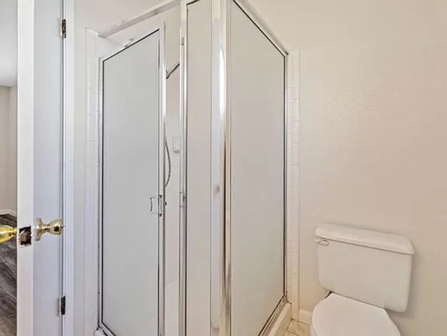 Building Photo - Ready To Go Recently Updated 3 Bedroom Single Story Home!!!