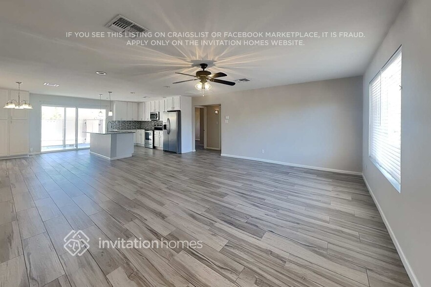 Building Photo - 505 E Hermosa Dr