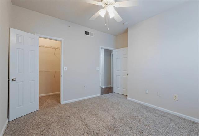 Building Photo - 10505 S I-35 Frontage Rd