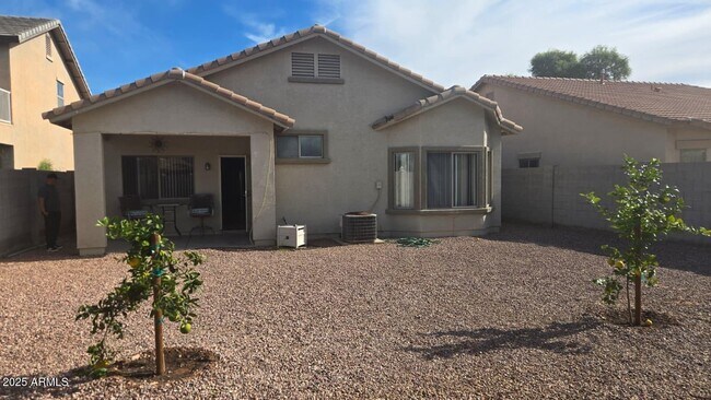 Building Photo - 4216 N 125th Ave