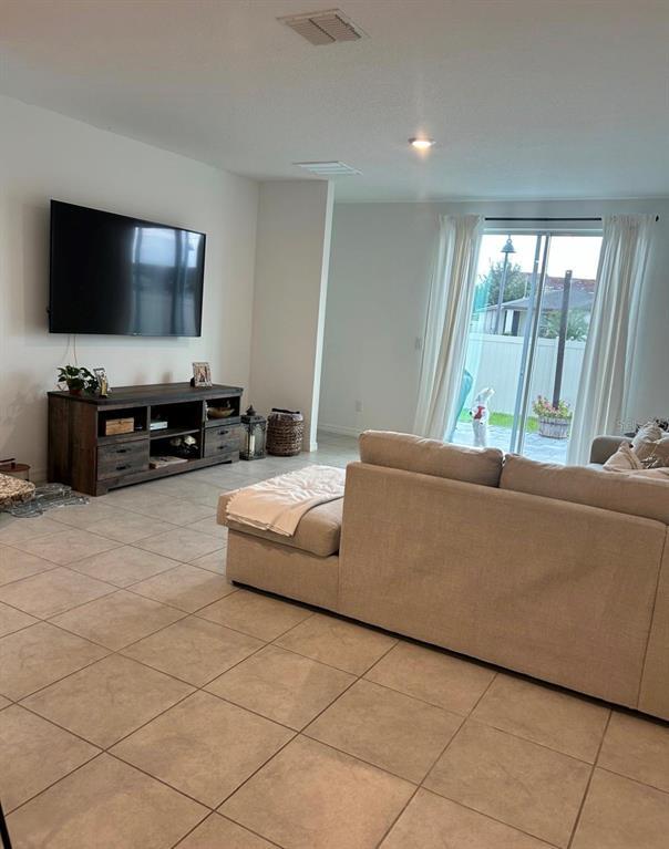 Building Photo - 3445 Monaco Ln