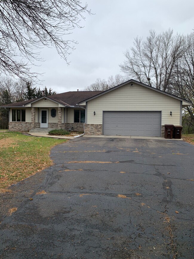 13460 Riverview Dr NW 13460 Riverview Dr NW Elk River MN 55330