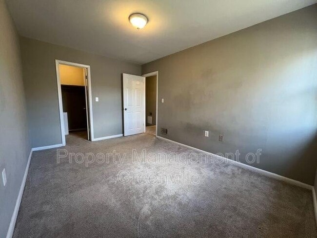 Building Photo - 3706 E North St