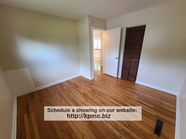 Building Photo - 2132 Elmore Ave