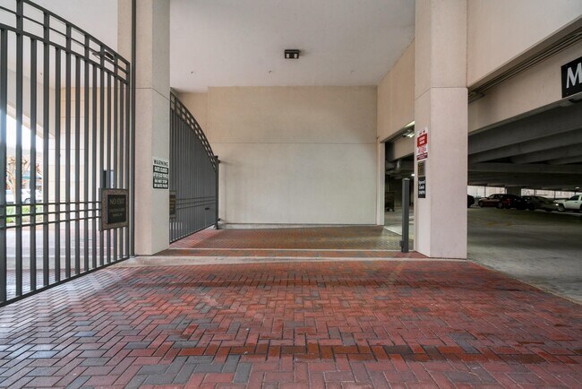 Building Photo - 2299 Lone Star Dr