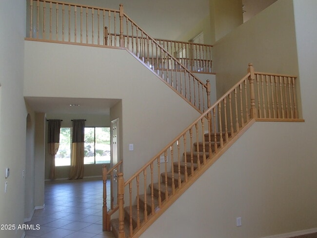 Building Photo - 9007 S 53rd Dr