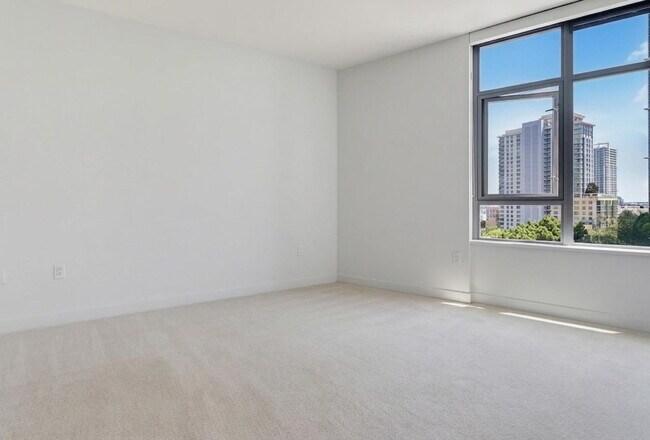 Building Photo - Skyline Views & Sophisticated Corner Living at Aria in Cortez Hill