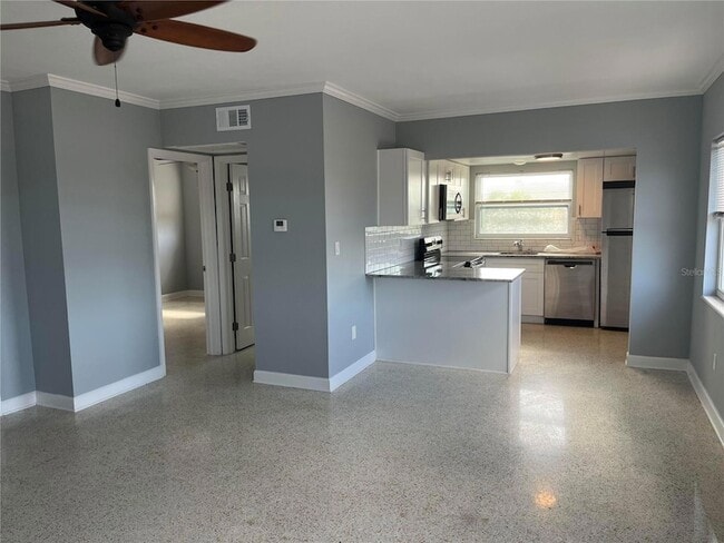 Building Photo - 11355 3rd St E