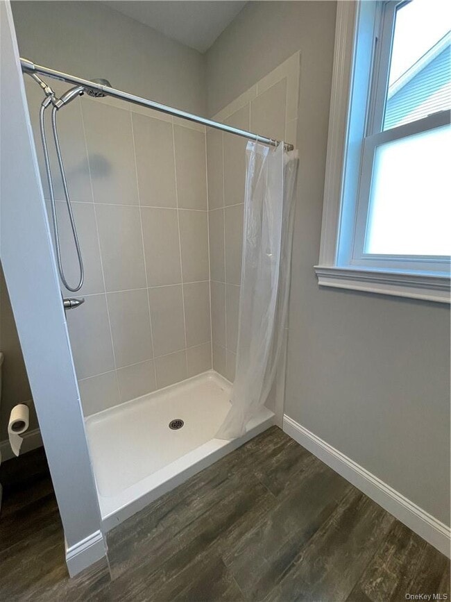 Building Photo - 88 Stratford Dr