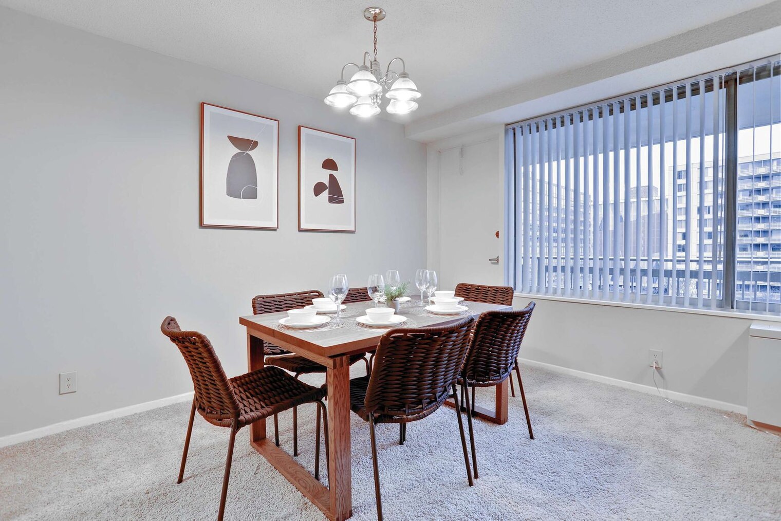 Building Photo - 2111 Richmond Hwy