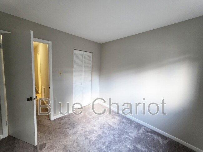 Building Photo - 3775 Guess Rd