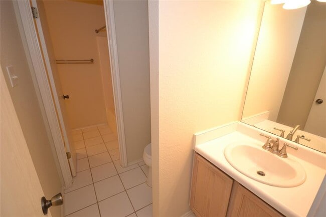 Building Photo - 2107 Bridal Path