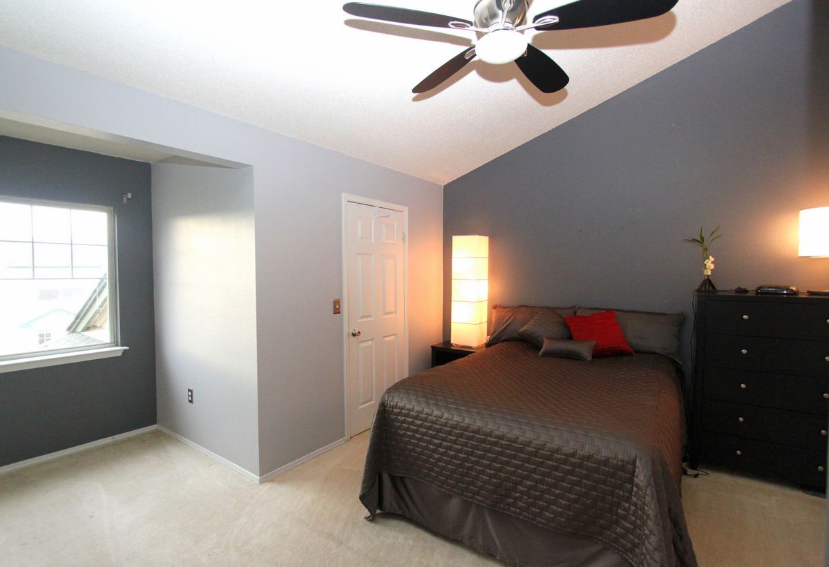 Master bedroom with nook and walk-in closet. Nook is great for office space or in-room nursery. - 1942 Oxford Ln