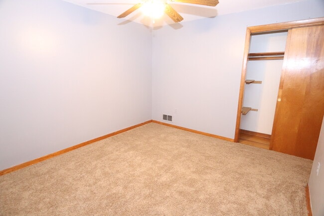 Bedroom 3 - 3246 Ladoga St