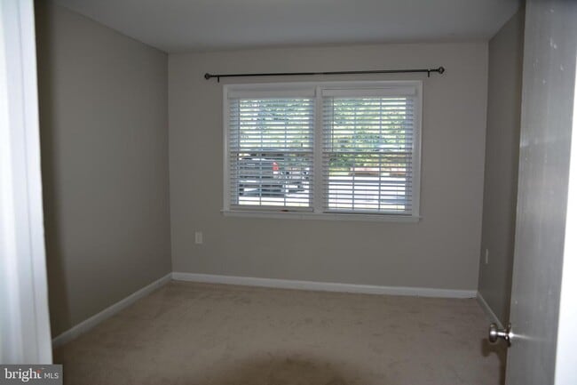 Building Photo - 9451 Fairfax Blvd
