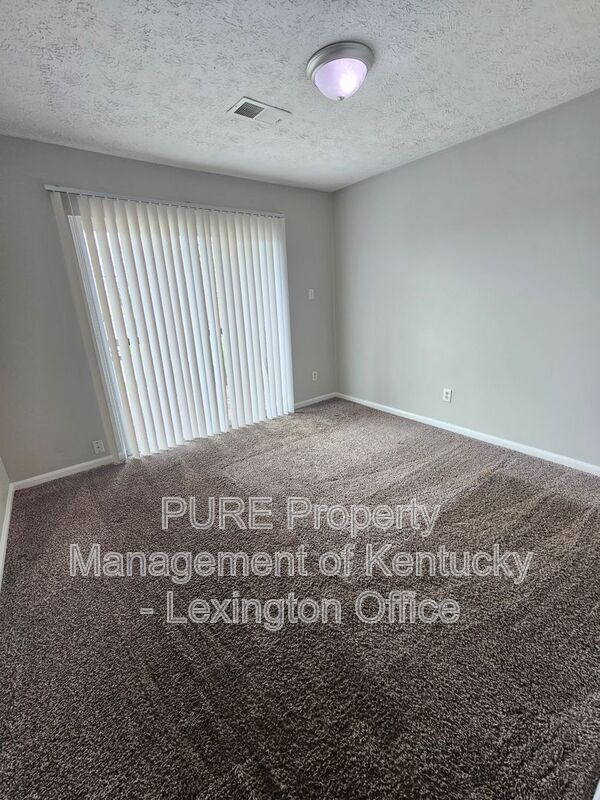 Building Photo - 301 Christy Allyn Ct