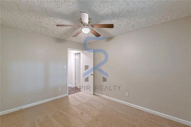 Building Photo - Move in before November 30th and choose your reward: a $250 Amazon Gift Card or a 55 Smart TV!