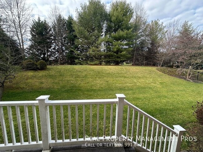 Building Photo - 5924 Amber Ridge Rd