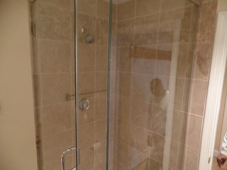 Building Photo - 108 Richmond St