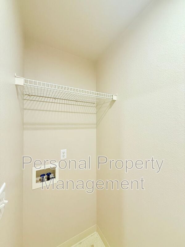 Building Photo - 17022 NE 21st St