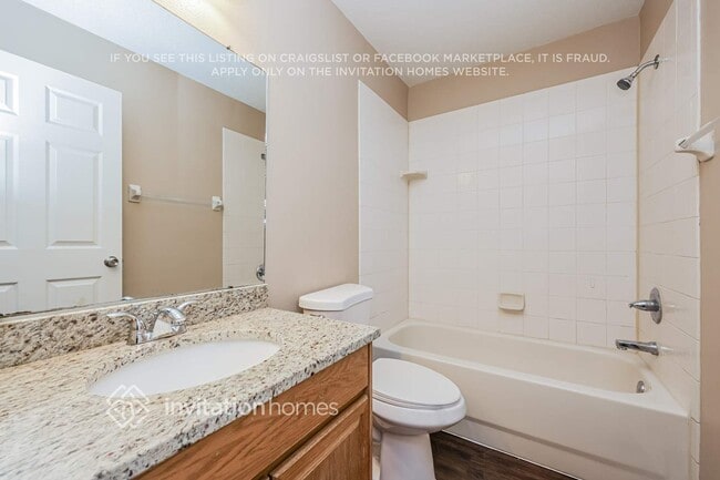 Building Photo - 15454 Martinmeadow Dr