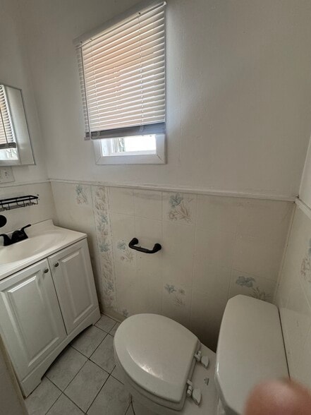 Building Photo - 5524 Locust St