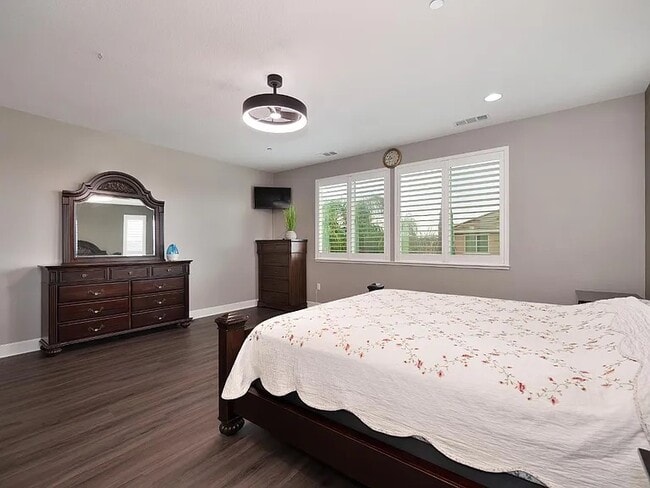 Building Photo - 4054 Camden Ct