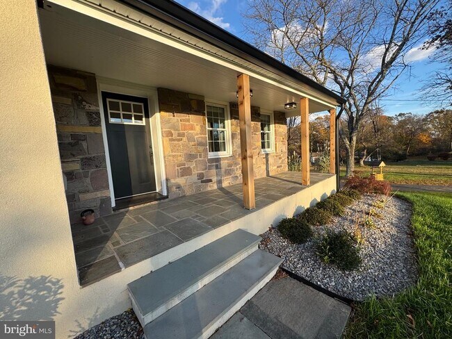 Building Photo - 55 Apple Hill Rd